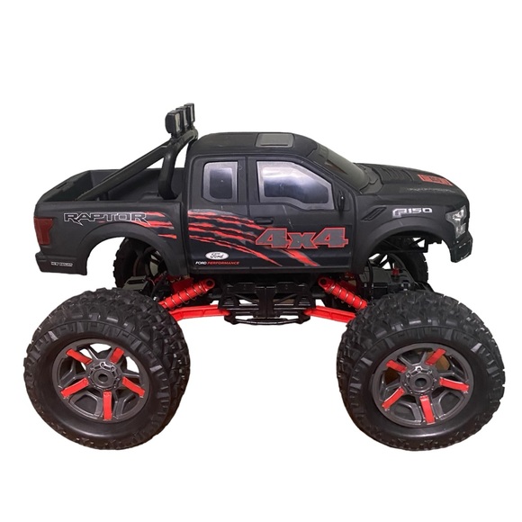 New Bright Ford F-150 Raptor RC Truck Black Crawler No Remote Untested 1:10 - Picture 4 of 6